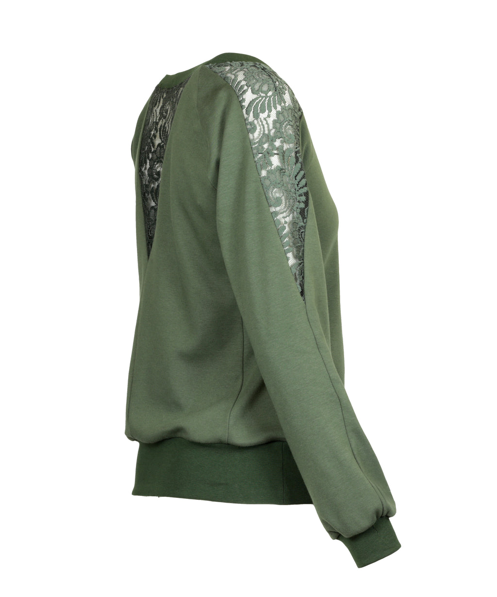 Pullover aus Kapok & Spitze